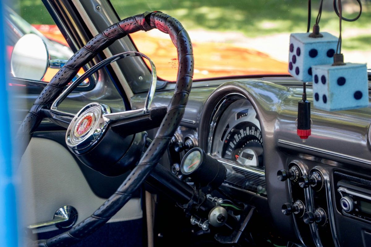 Best custom steering wheels for cars and trucks : top picks and buying