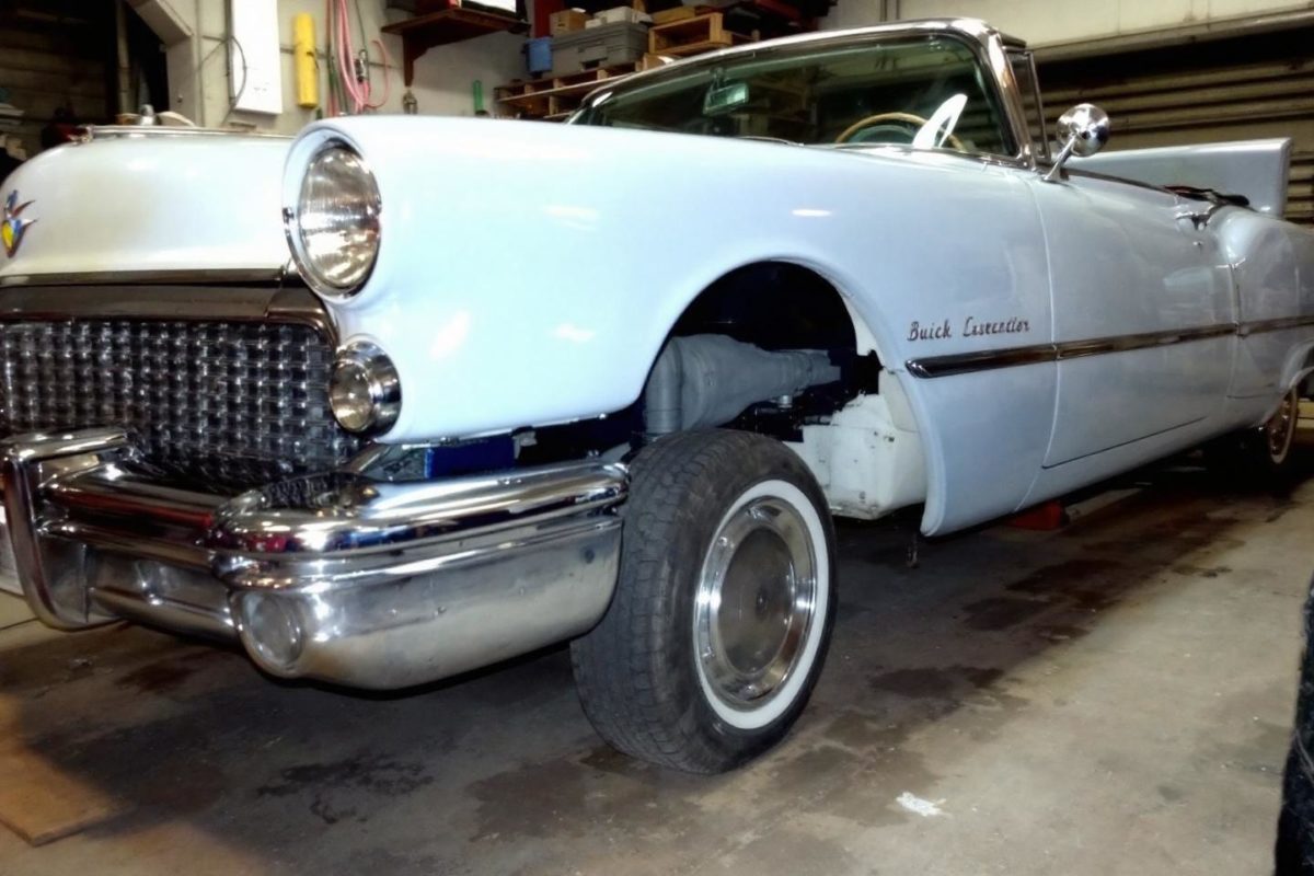 Is the 1949–1953 Buick Roadmaster Plug & Play Air Suspension Kit Worth It?