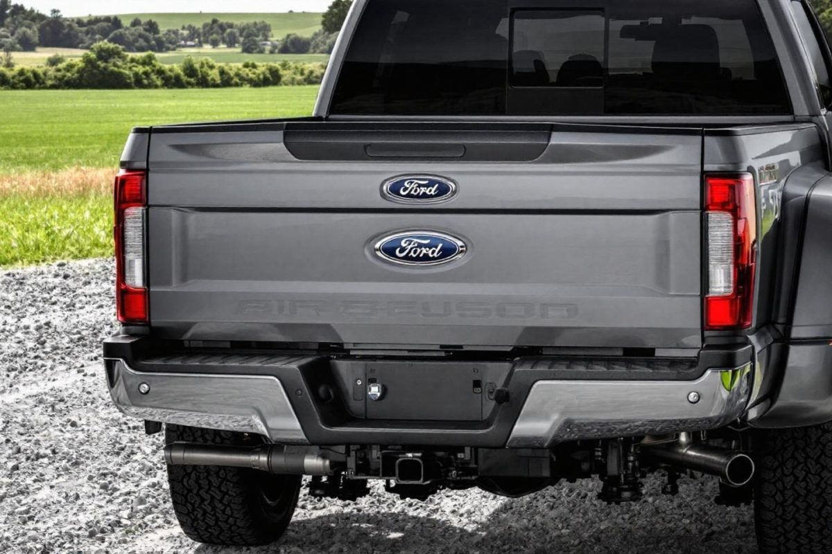 Is the Ford F250/F350 Rear Air Suspension Tow Kit Worth It?