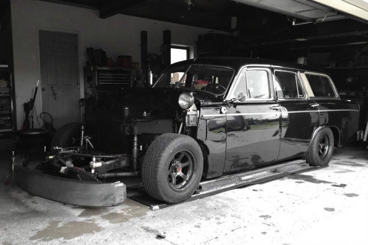 Is the 1946–1950 Plymouth De Luxe Kingsway Complete Air Suspension Kit Worth It?