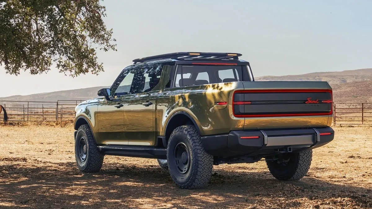 scout traveler 2027 05.jpg